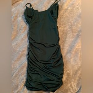 Size XS Windsor dress. Padded bra area. Only used once. Perfect shape.